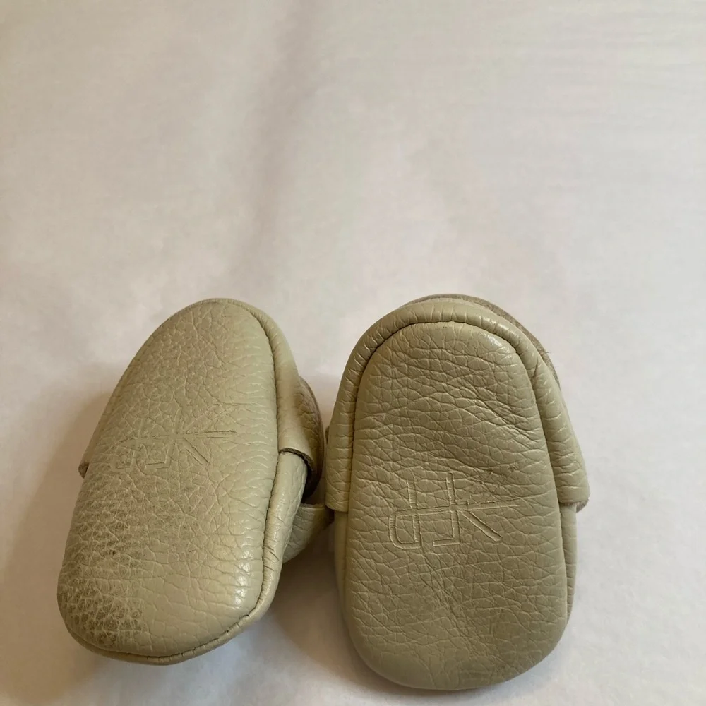 Freshly Picked knotted bow moccasin